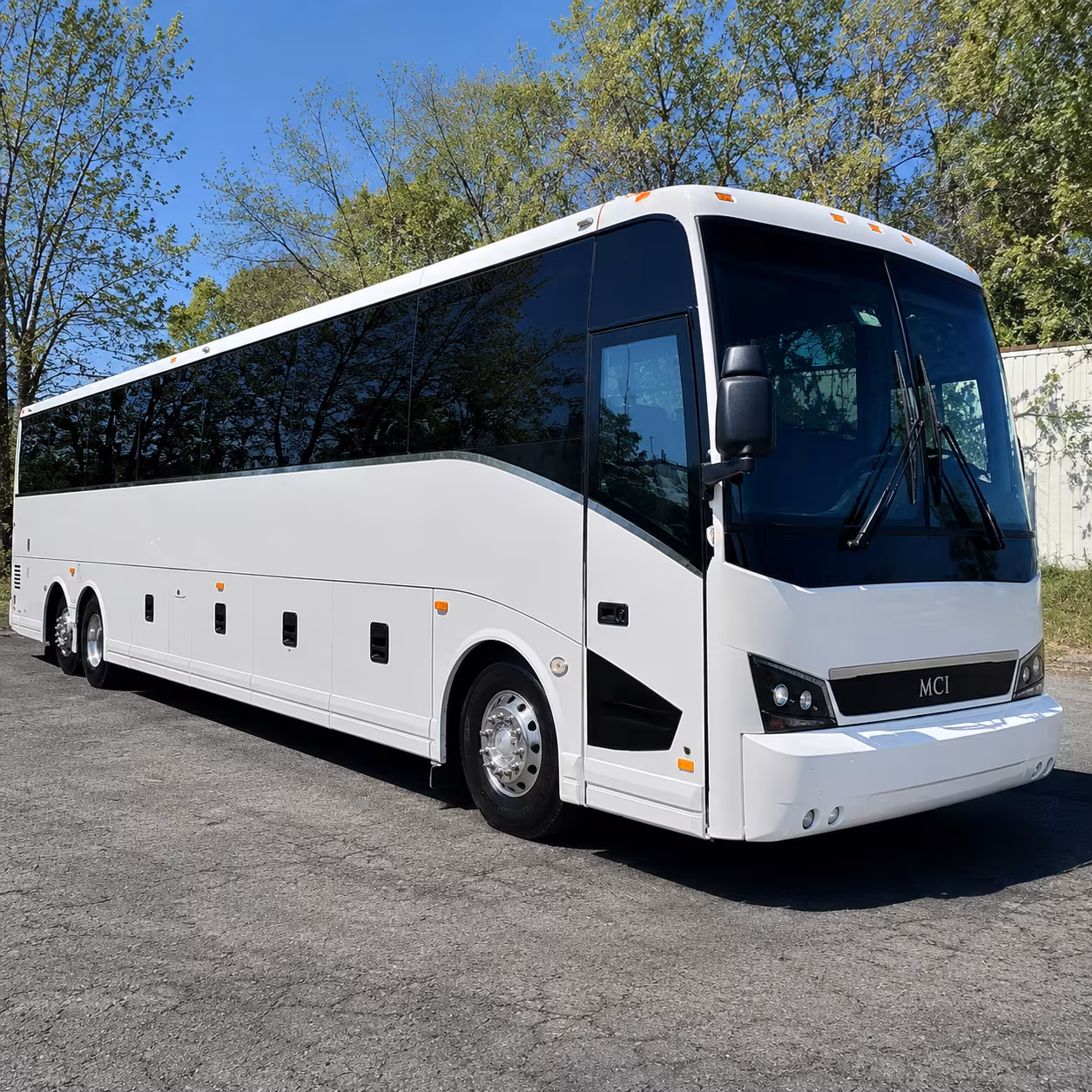 charter bus shuttle service to palm beach international airport pbi