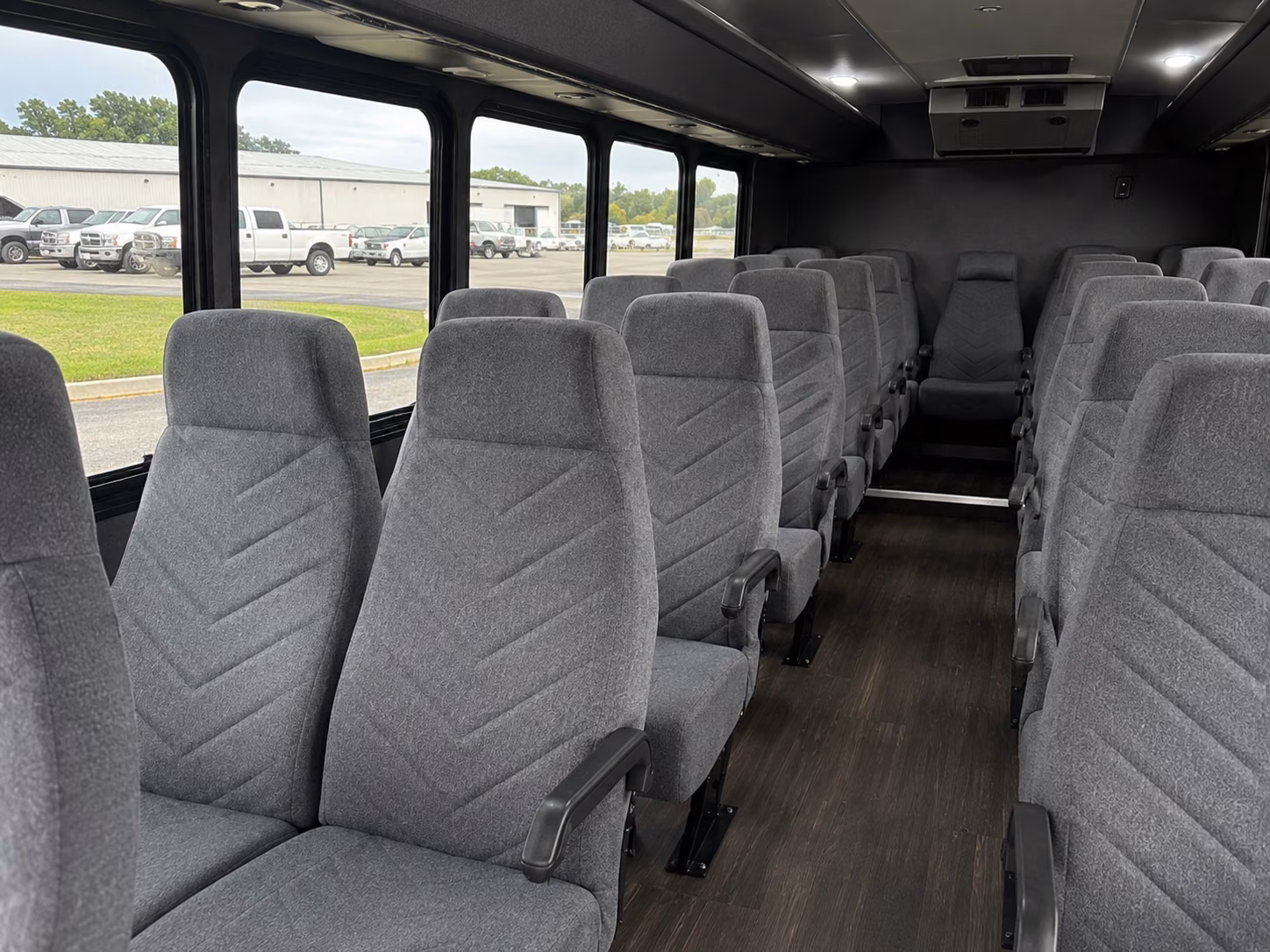 find and book transportation for your next airport transfer 2