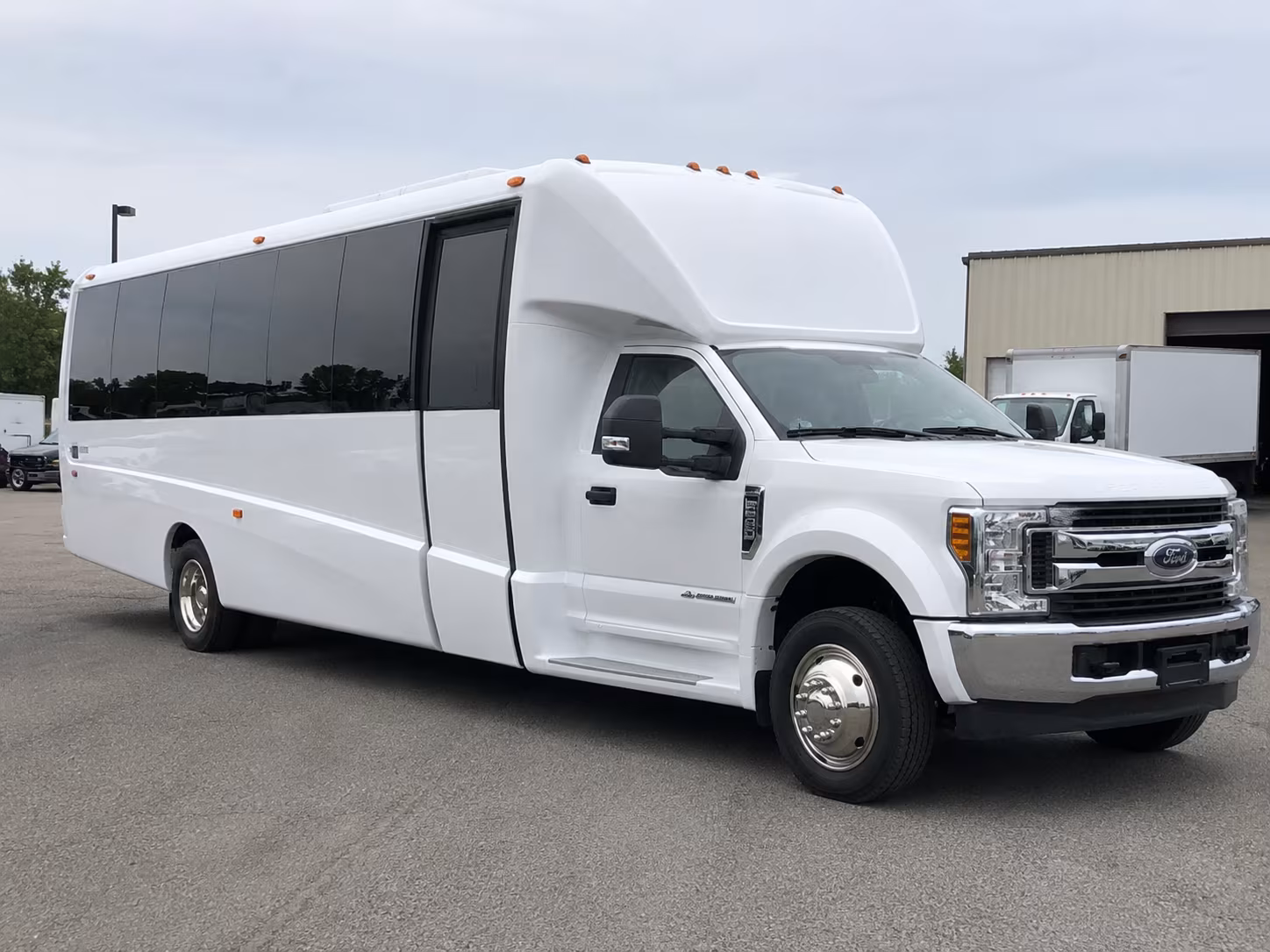 find and book transportation for your next wine tour 1